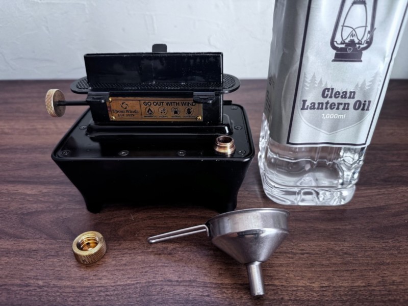  ThousWindsのアイロンストーブに最適なランタンオイル