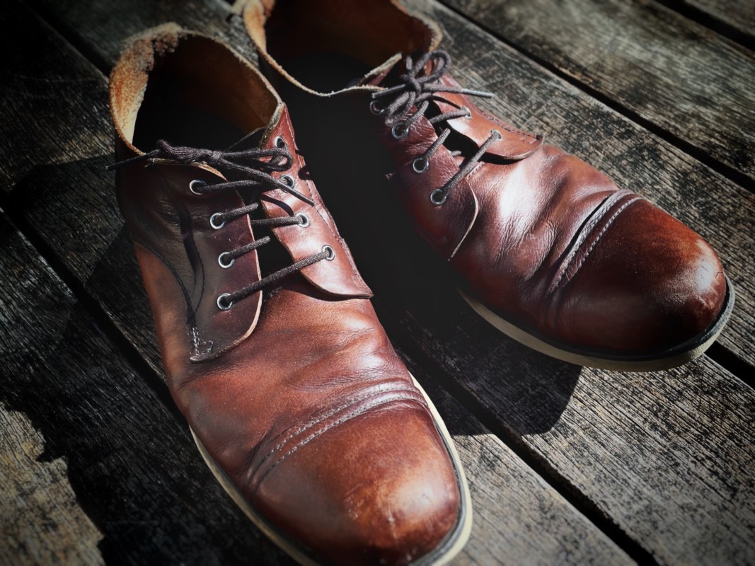 チャッカブーツ シューケア