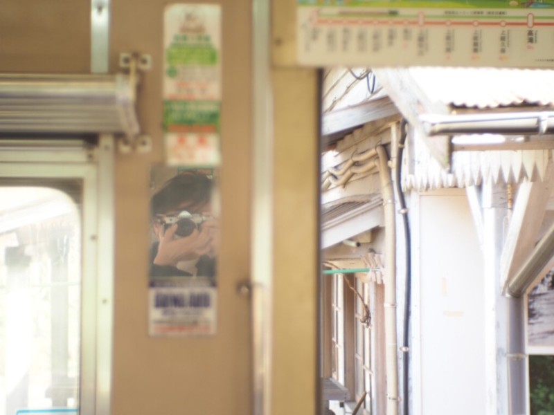 小湊鉄道のドア横