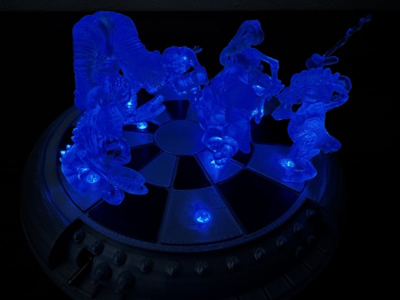 デジャリックガチャを台座において光らせた状態