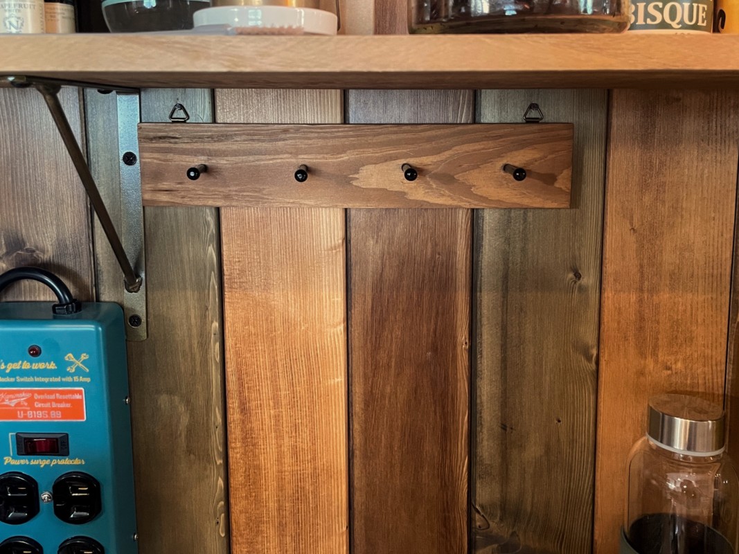 ダイソーのウッドウォールフック