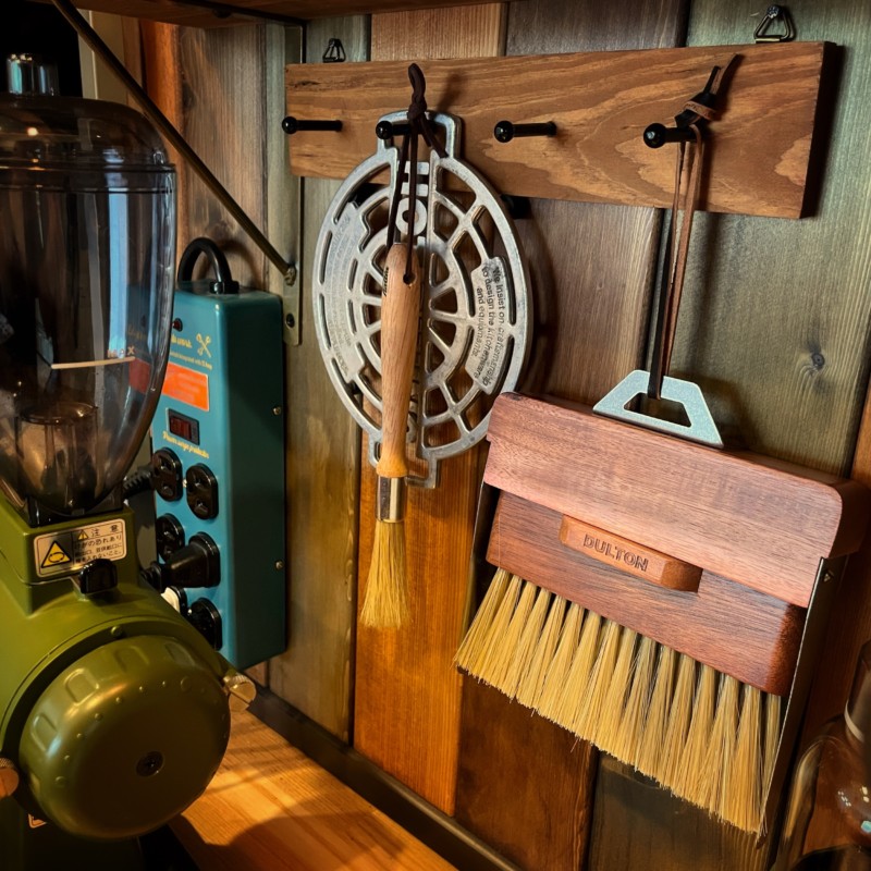 ダイソーのウッドウォールフック