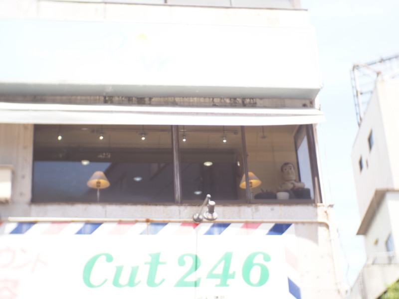 小田原駅周辺のエモーショナルな風景 ビル