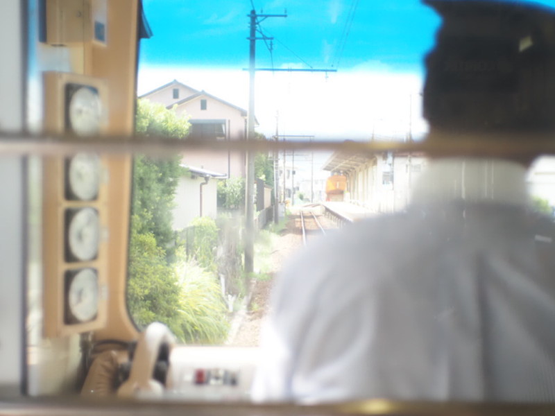 大雄山線の運転席