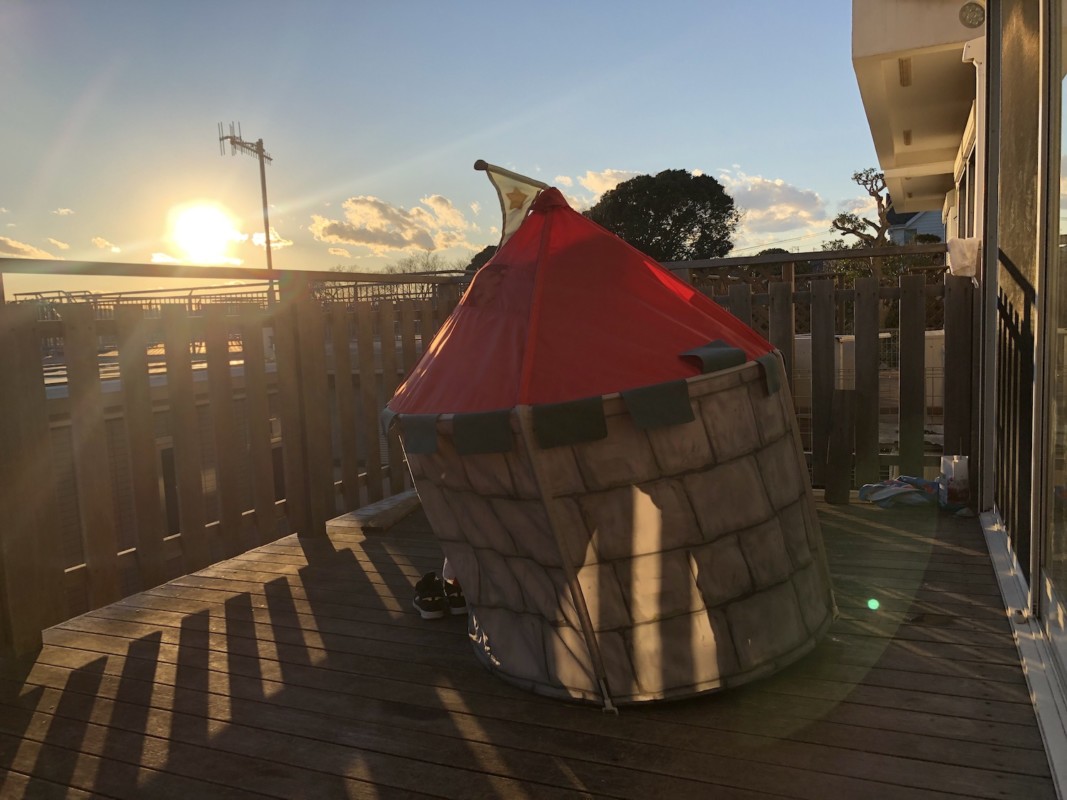 パパと子どもたちの自宅キャンプ