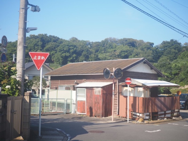 極楽寺から笛田へ抜けたノスタルジックな古民家