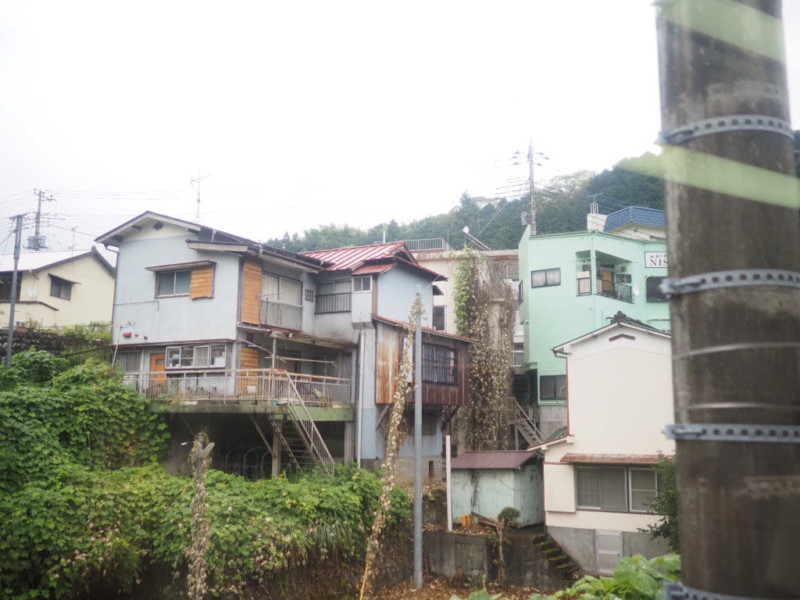 身延線の車窓から言えるレトロな風景