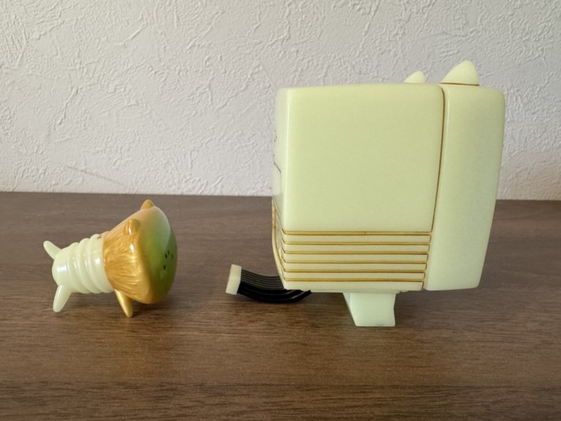 バケタン2号蓄光 右サイドから　