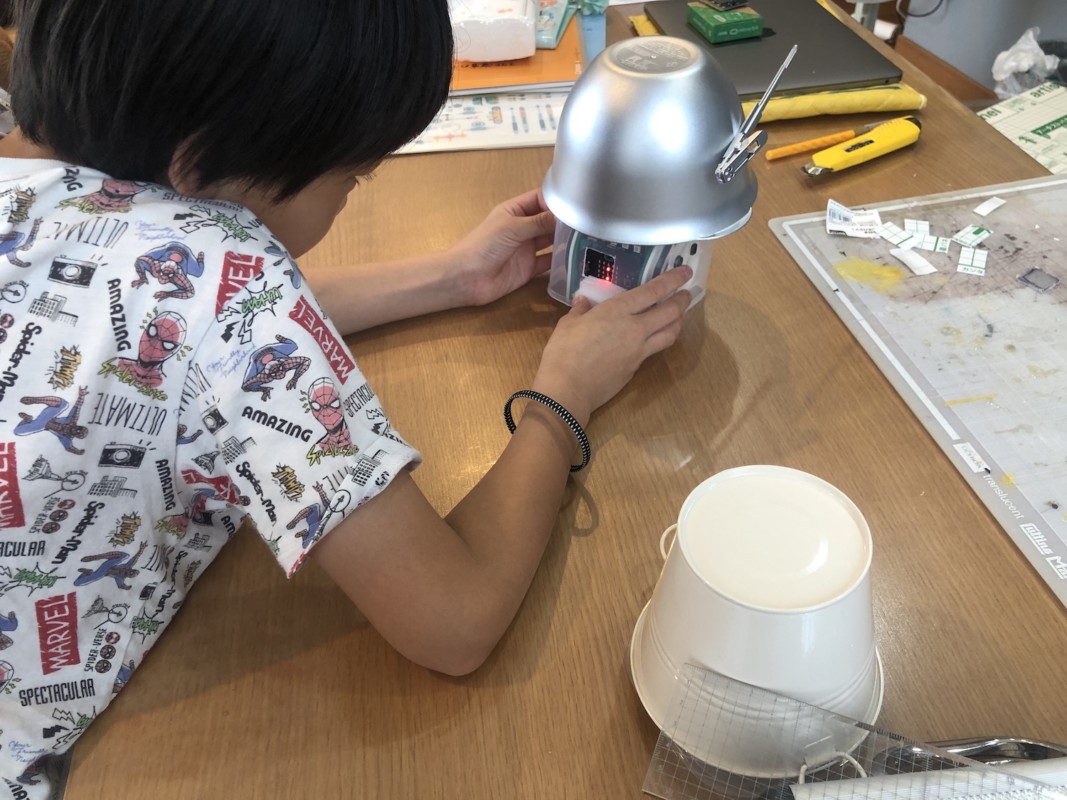 子供のロボット工作