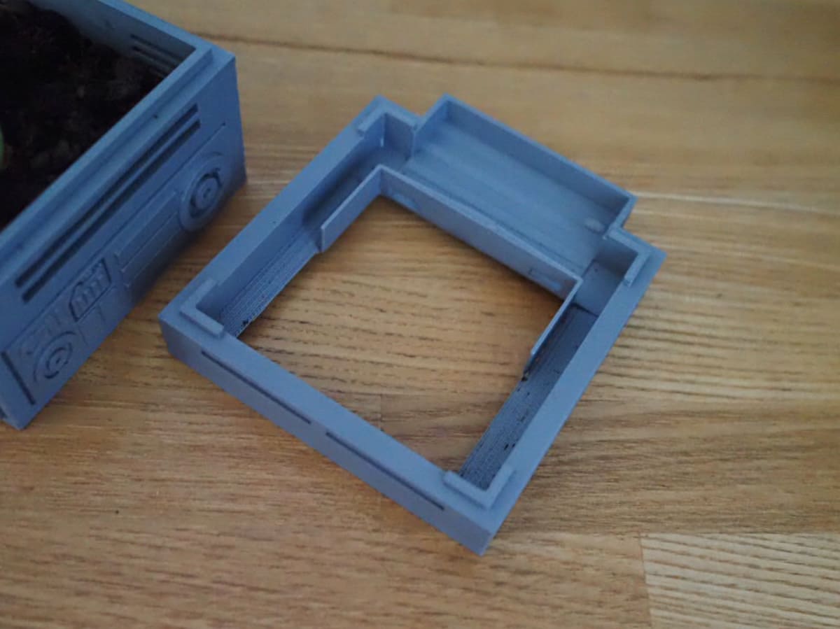 水やりが簡単な水やりパーツ