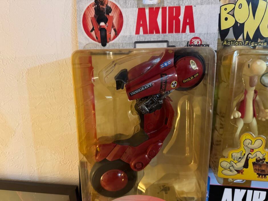 屋根裏コレクション｜AKIRA金田のバイク