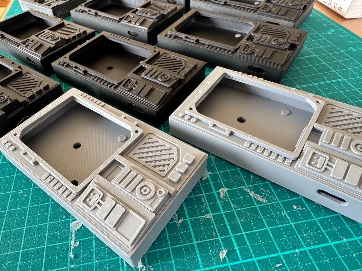 モニターパッドの制作風景