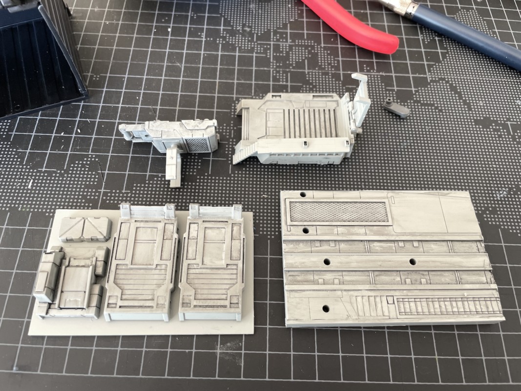 ジオラマ格納庫ウェザリング済み