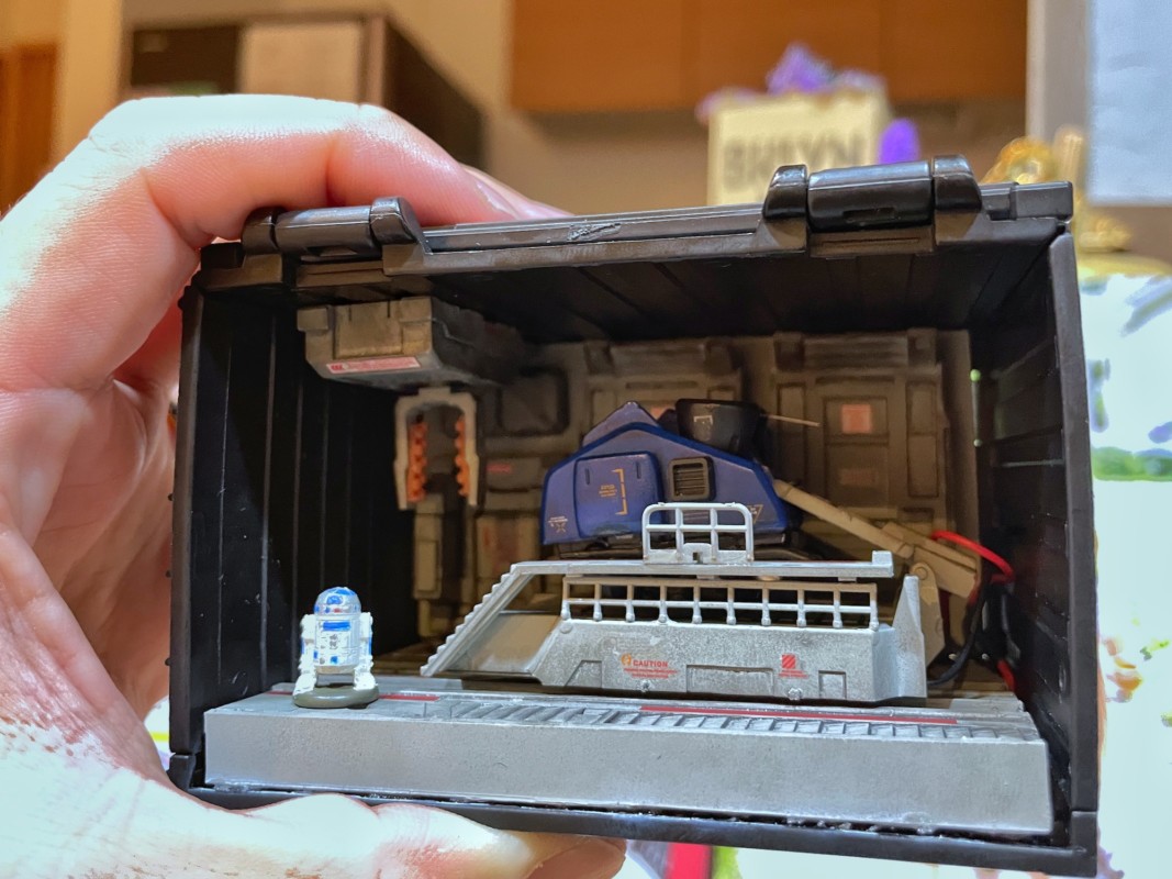 100均コンテナで秘密基地を作ってみた