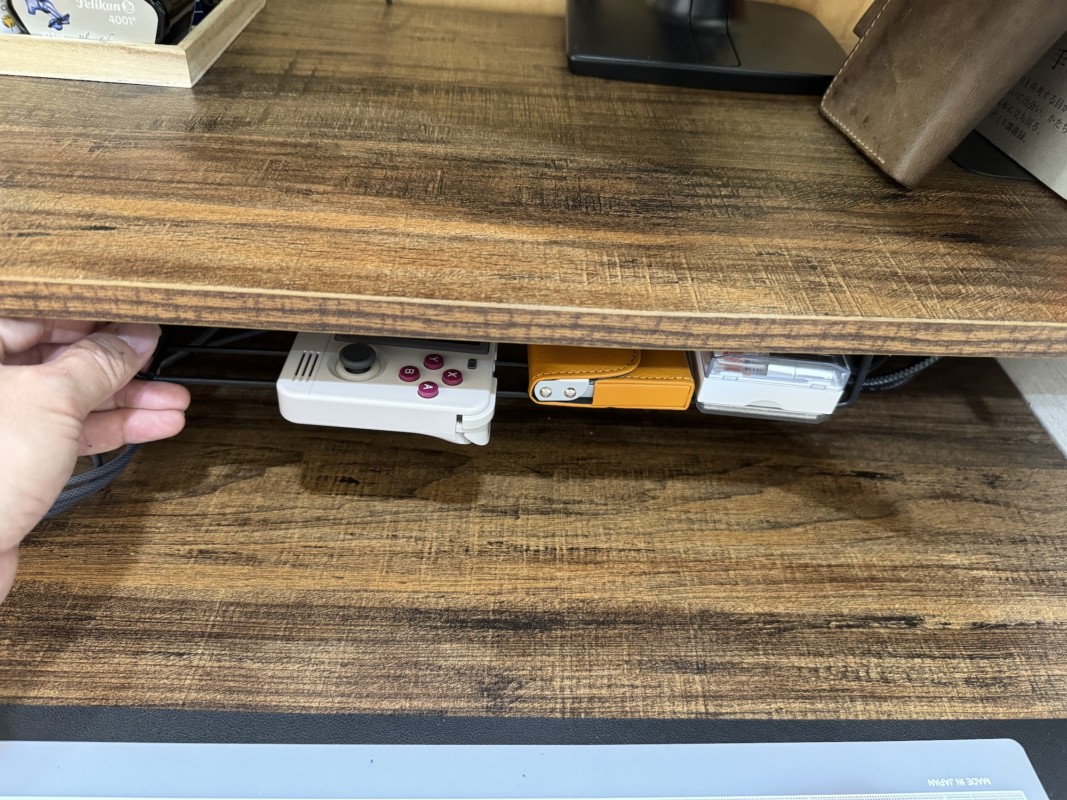 100均のトレーをカスタムして棚作成