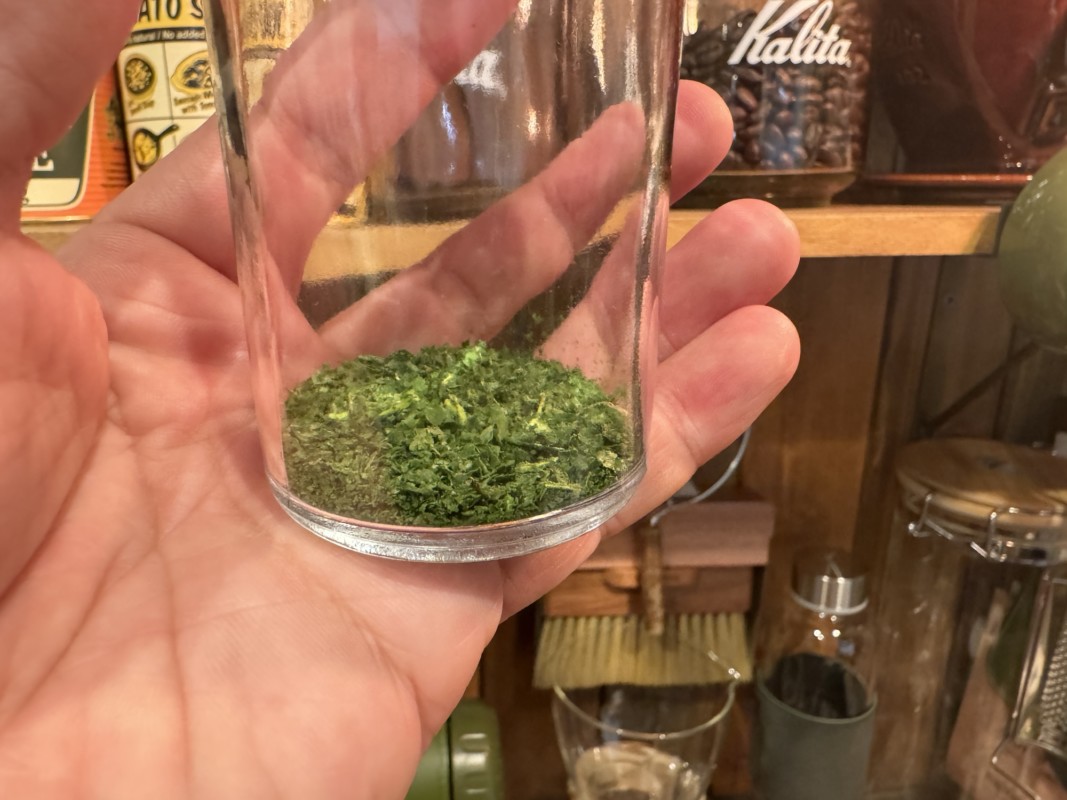 自家製のバジルパウダー