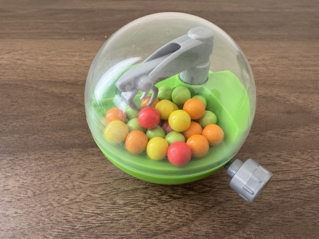 ガチャガチャのカプクレ商品を占いチョコに変えてみた写真2