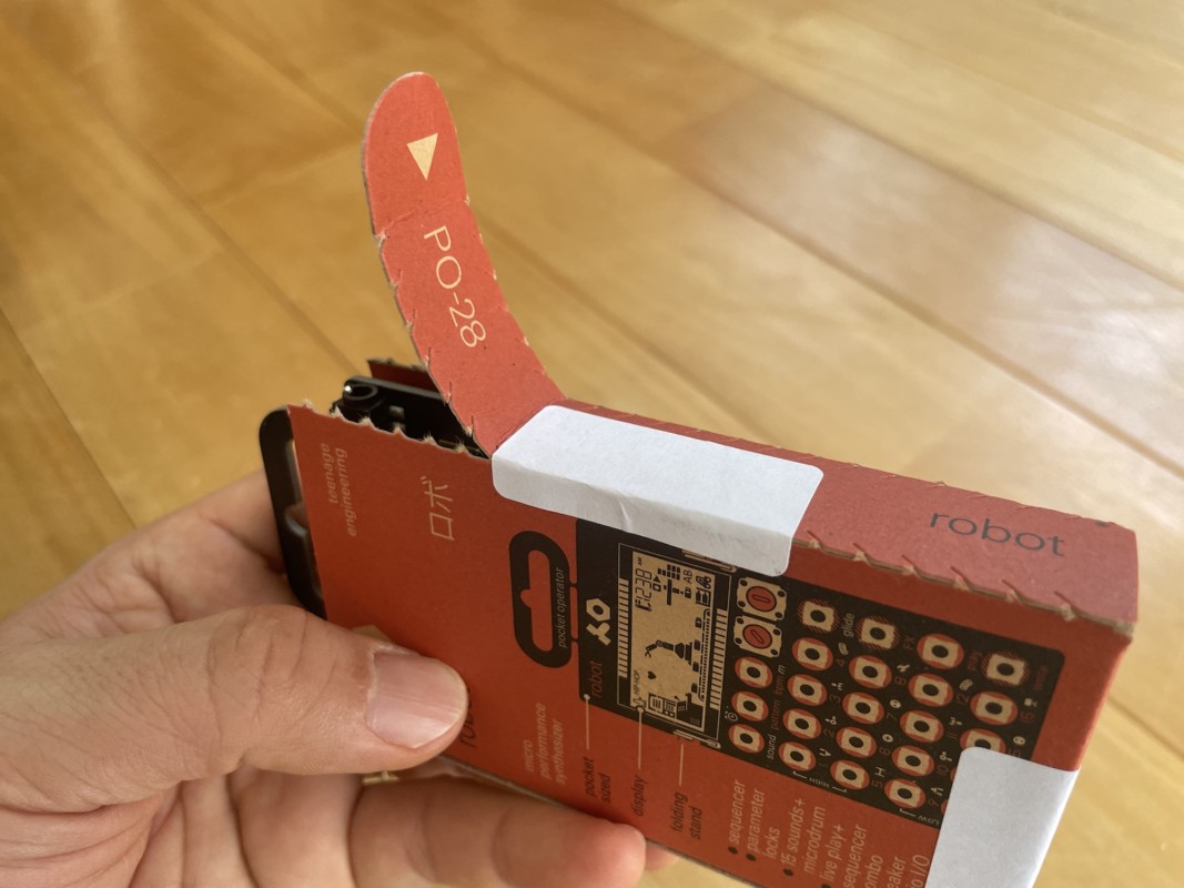 Teenage Engineering PO-28 開封