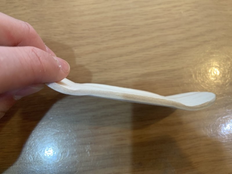 自作のフィンガーボード横から