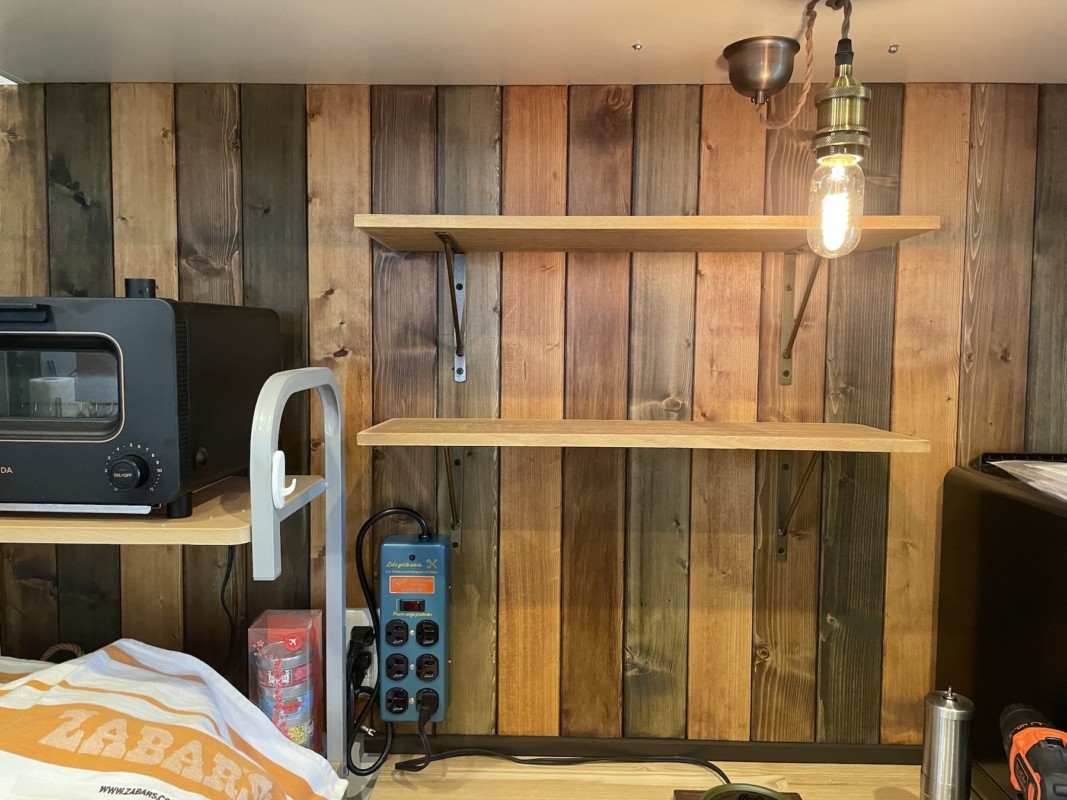 キッチンのDIY 棚の取り付け