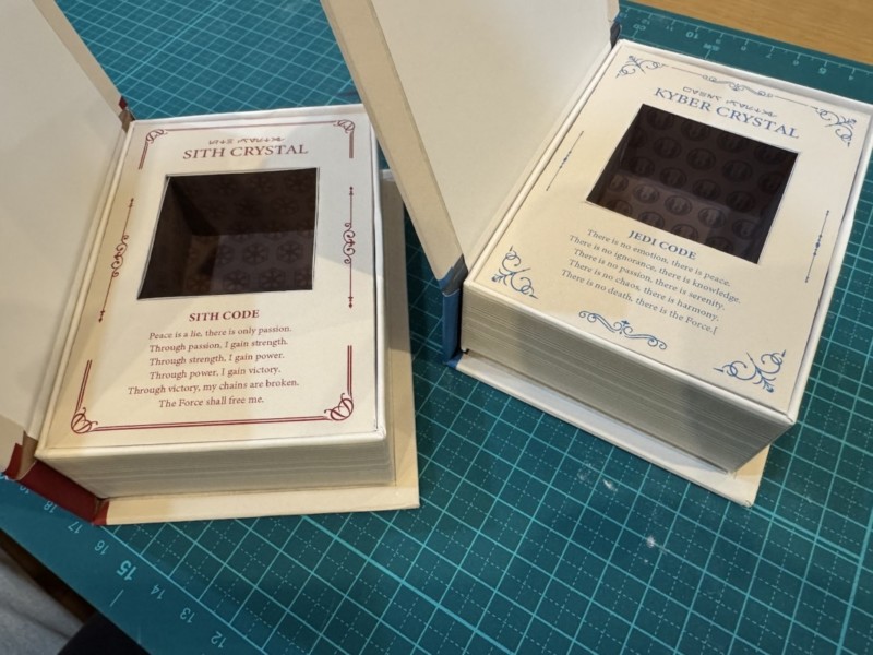 100均の箱をカスタマイズした状態