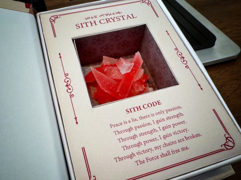 スターウォーズ シスクリスタルのお菓子