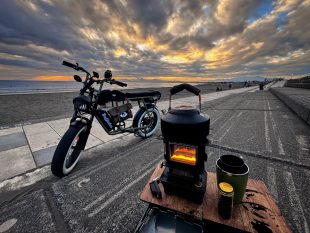 自転車とコーヒースタンド