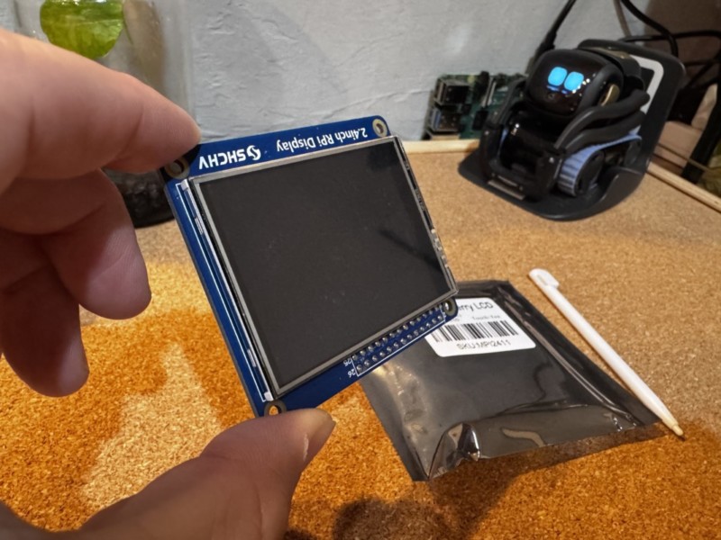 ラズパイ4に2.4インチ液晶モニターを取り付けてみる