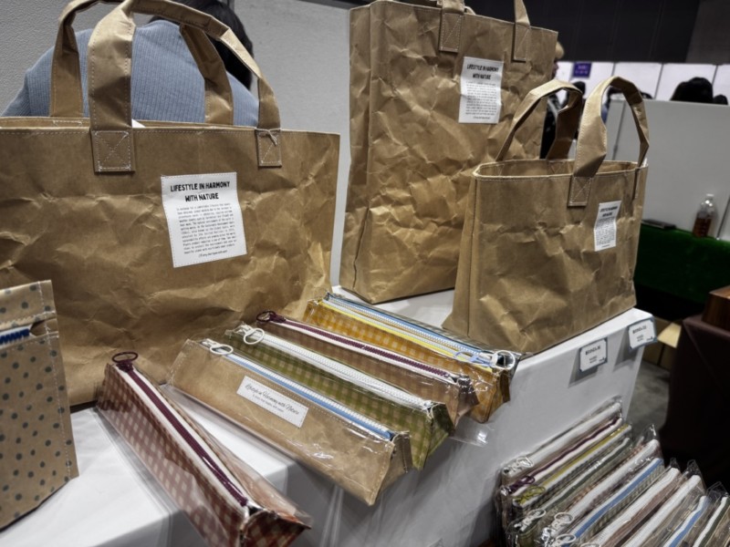 文具女子博ブース 紙のかばん