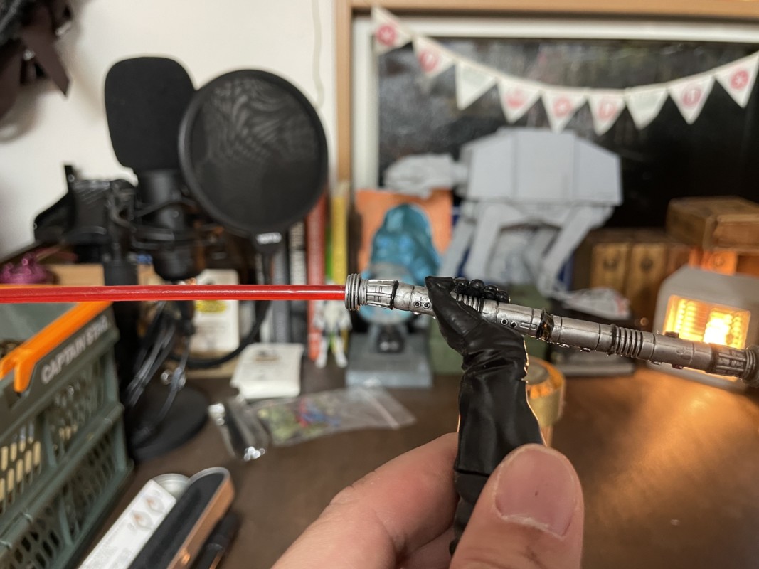 ダースモール ライトセーバー接着