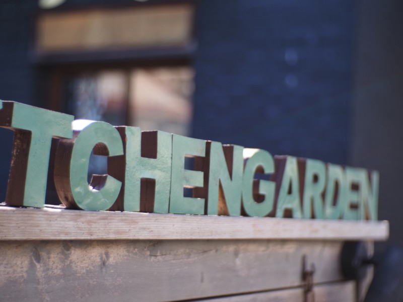 OM-5とマニュアルレンズで撮影した日常（カフェ看板）