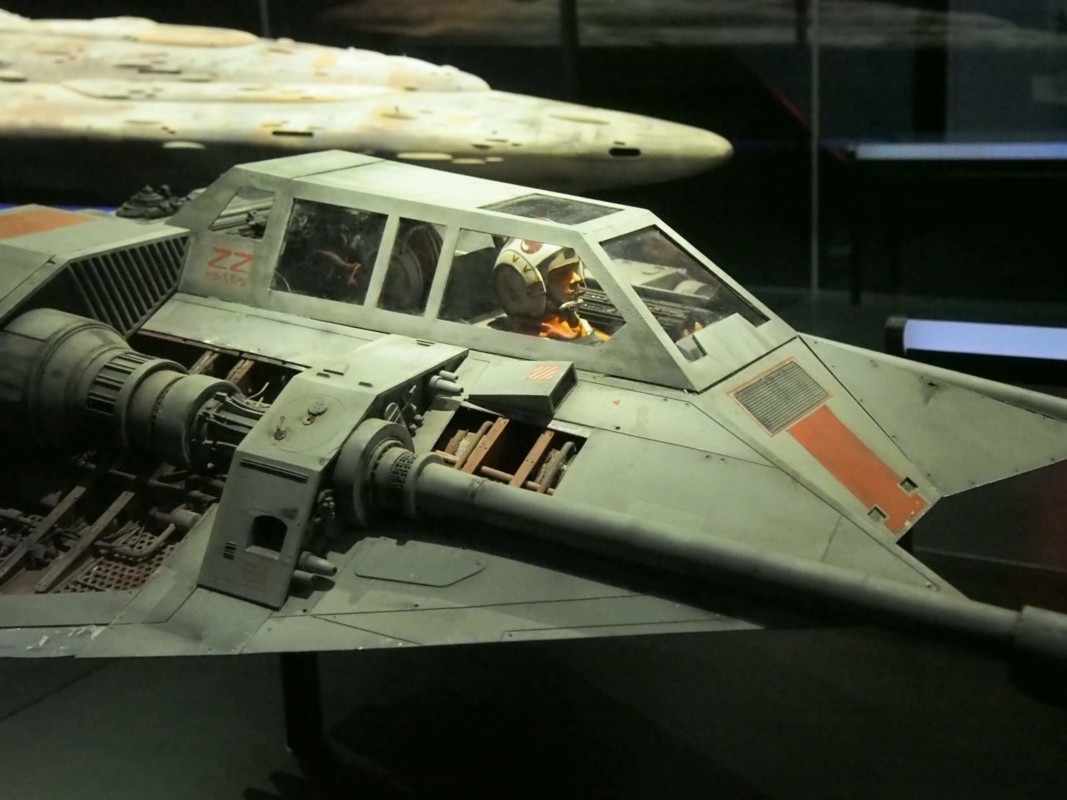 スノースピーダー