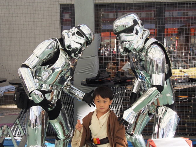 カワサキハロウィンでスペースコンボイさんと