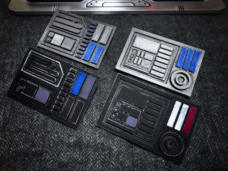 SF風パネルピンバッジ